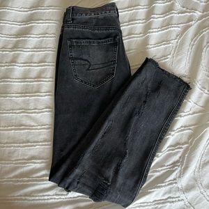 American Eagle distressed Jeans
